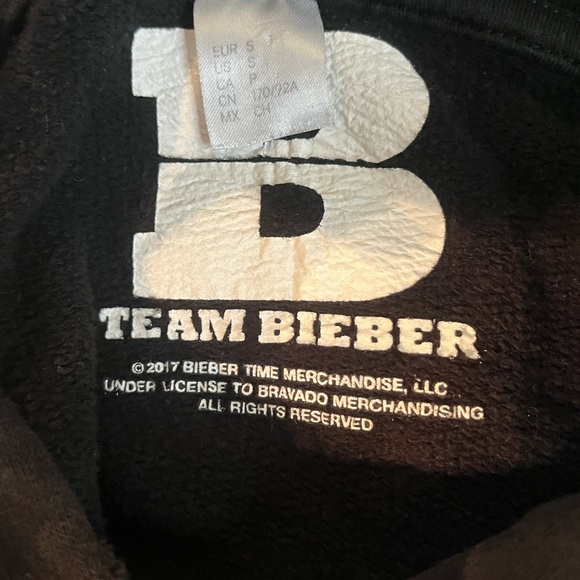 Justin Bieber stadium tour 2017 pullover black hoodie sweatshirt size small - Picture 13 of 14